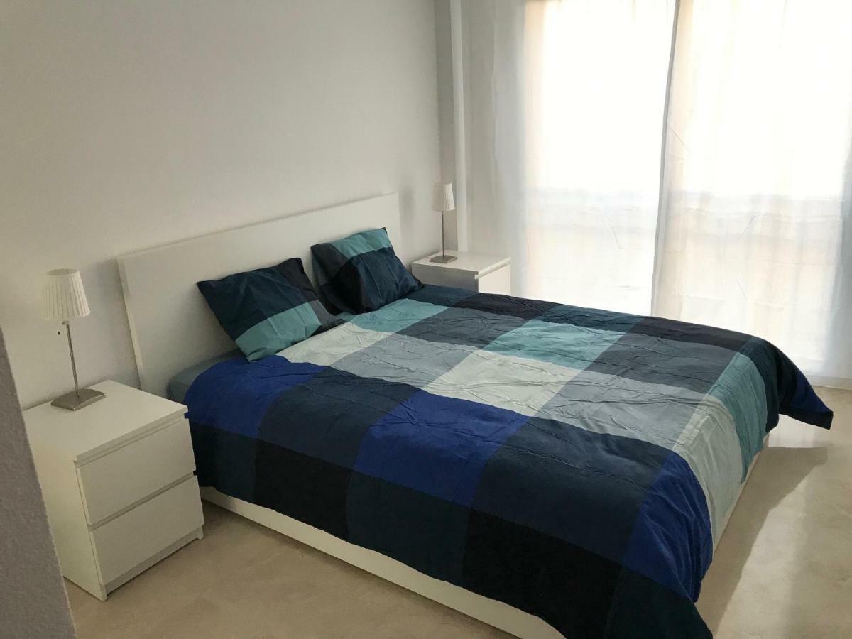 Marbella - Estepona Beach Frontline Apartment ภายนอก รูปภาพ