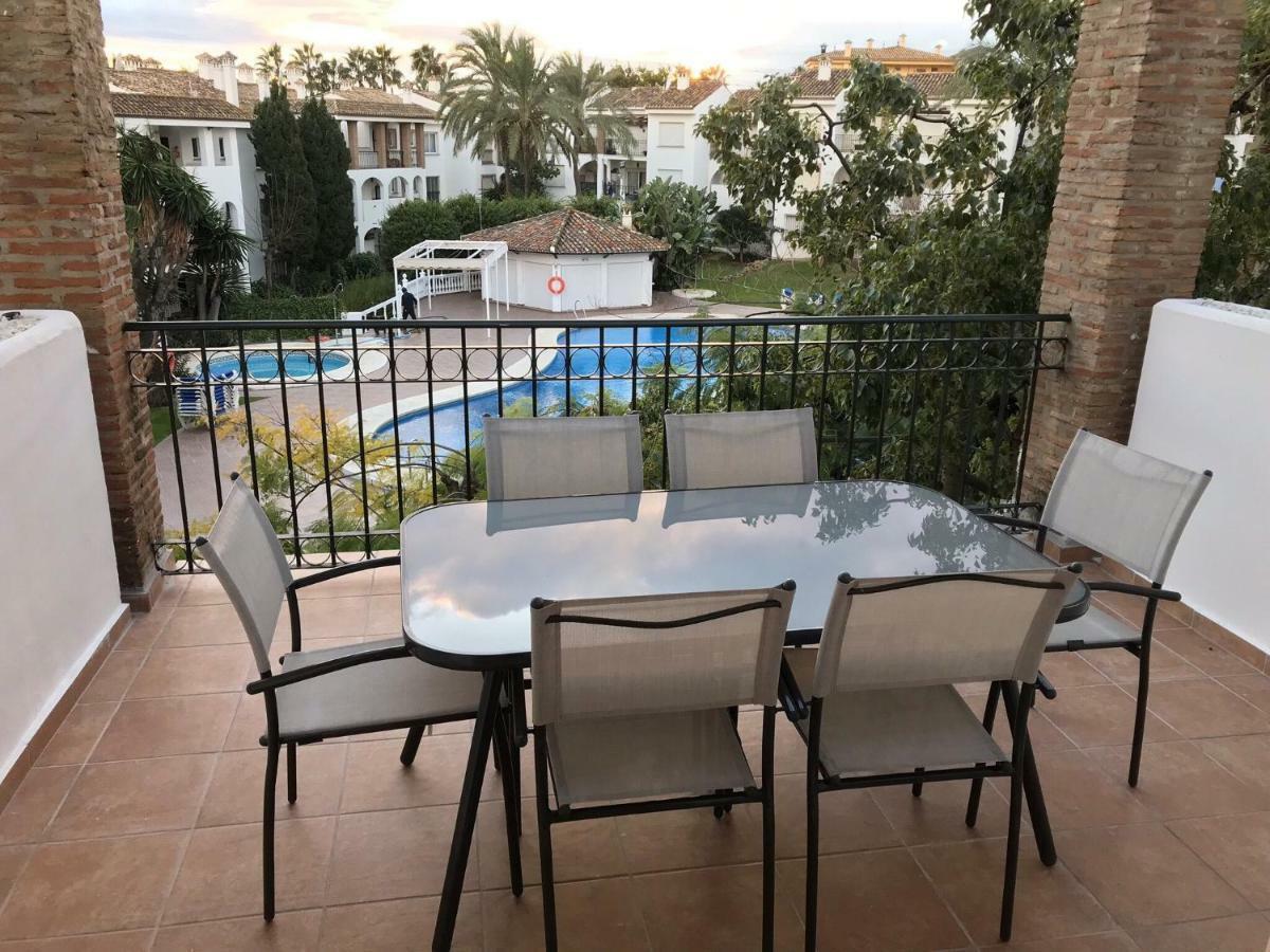 Marbella - Estepona Beach Frontline Apartment ภายนอก รูปภาพ